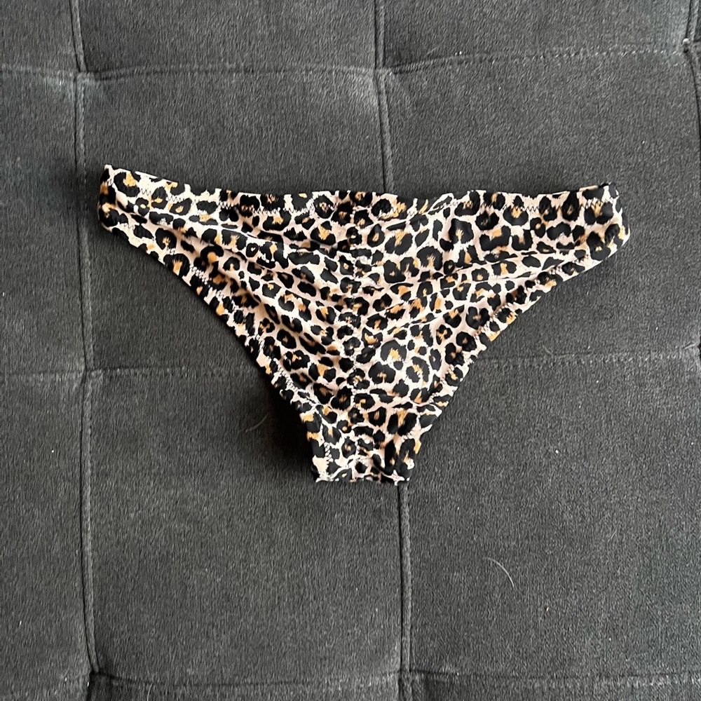 Cheetah print bikini bottoms